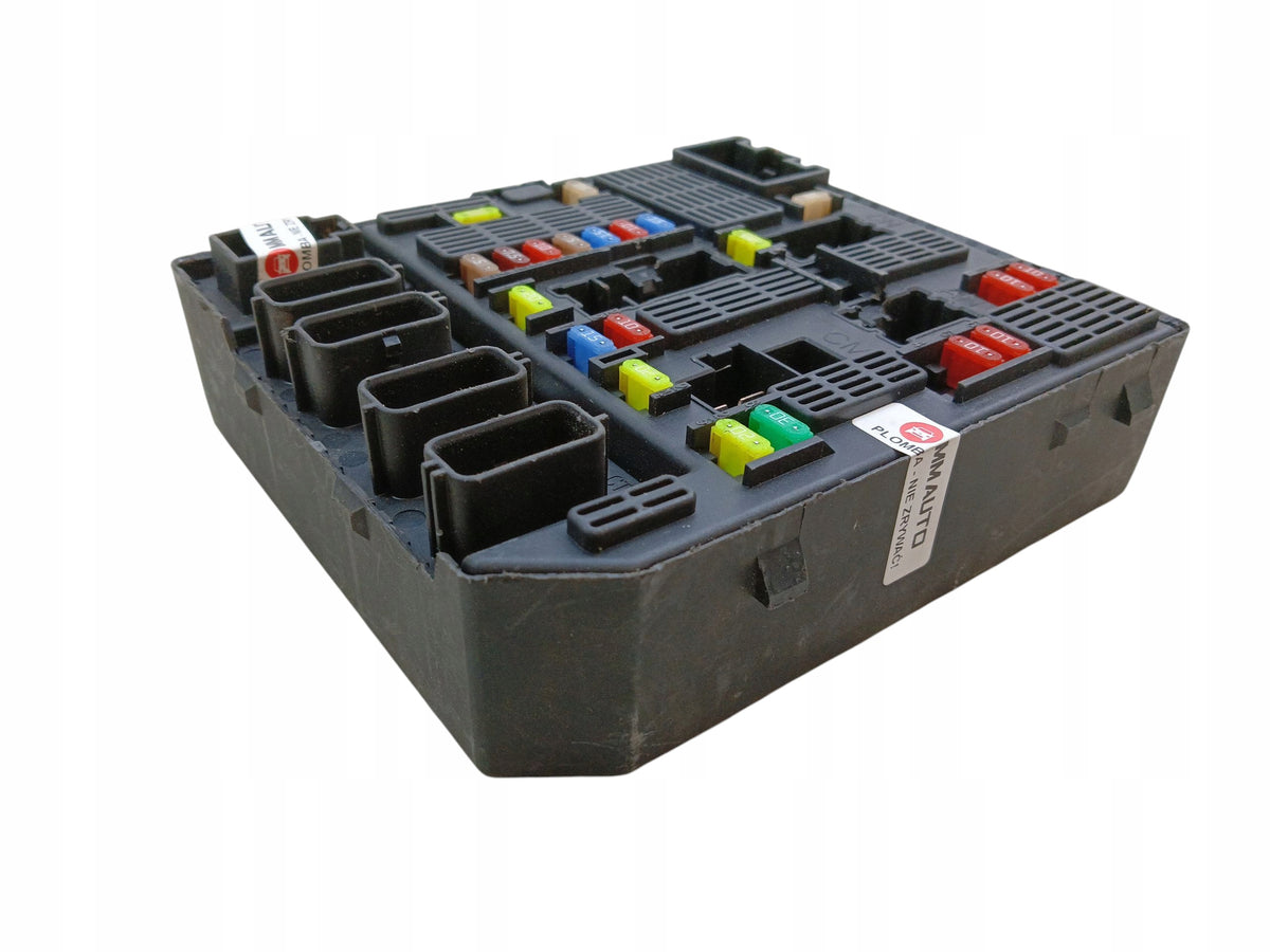 MODULE USM FUSE BOX RENAULT SCENIC III 3 284B64836R JR95 L1