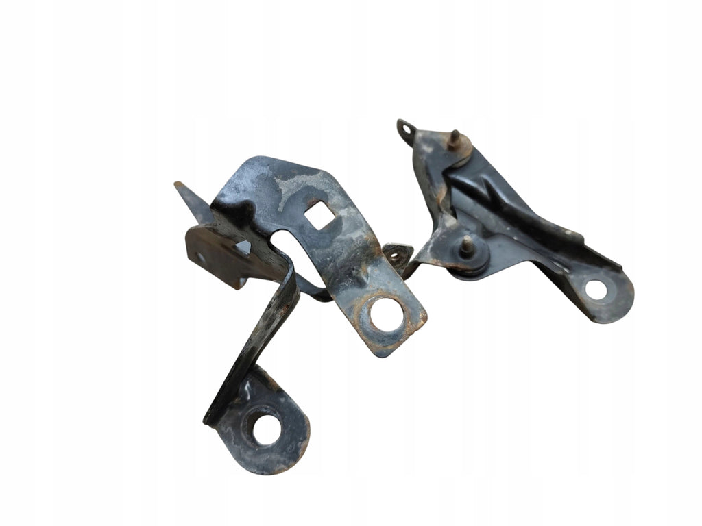 MOUNTING OF THE POWER STEERING PUMP VIVARO B HITC III TALENTO NV300 996943370R
