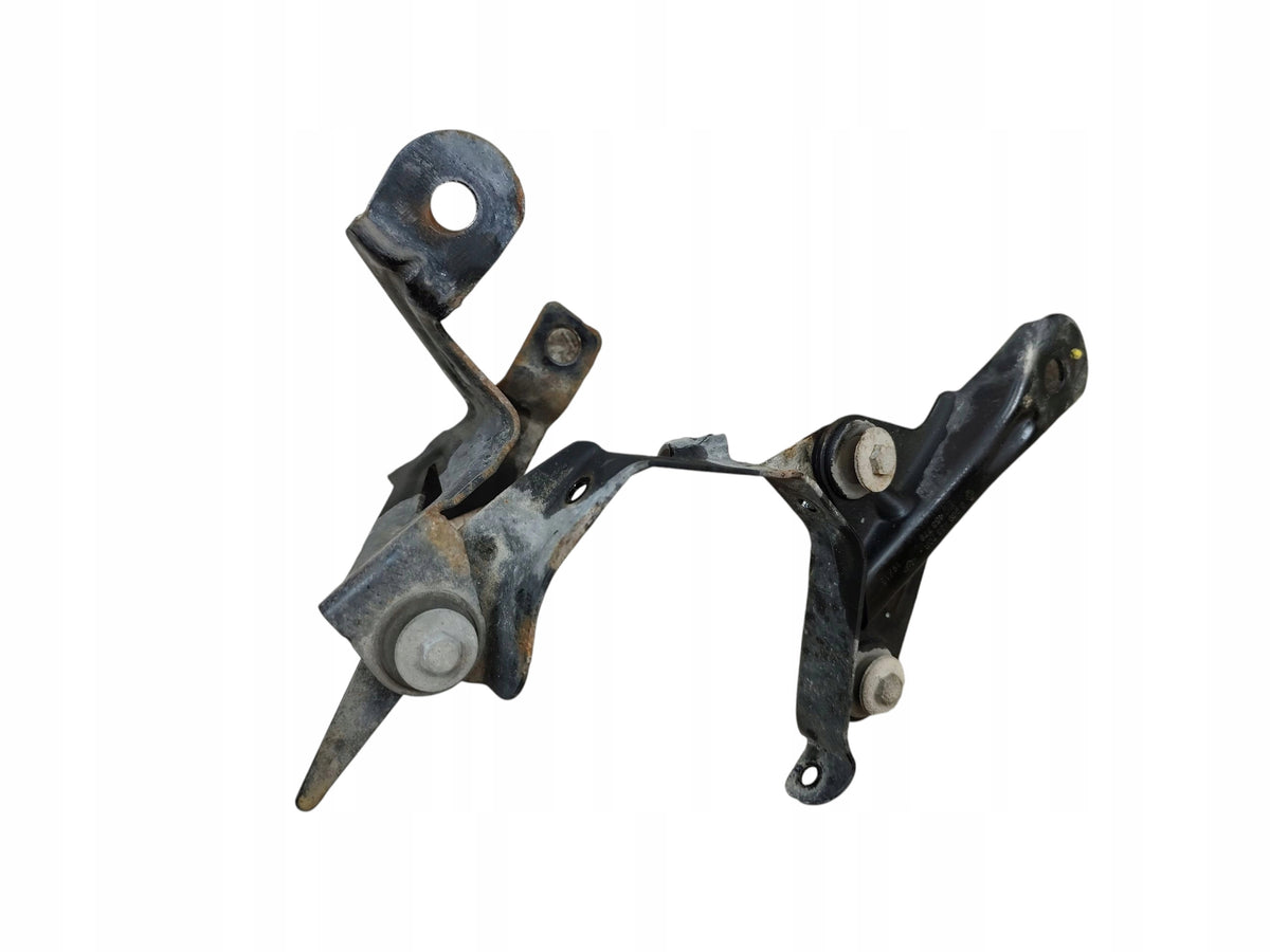 MOUNTING OF THE POWER STEERING PUMP VIVARO B HITC III TALENTO NV300 996943370R