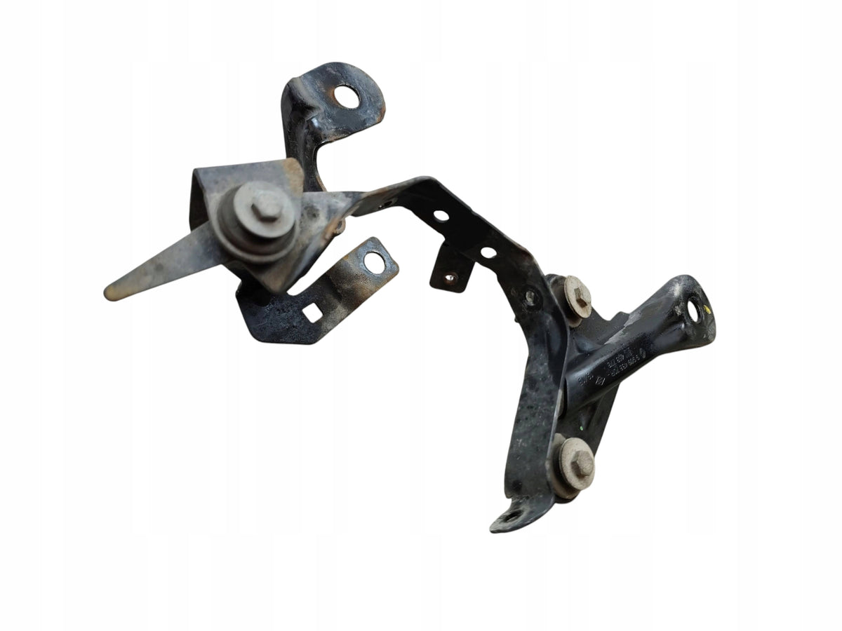 MOUNTING OF THE POWER STEERING PUMP VIVARO B HITC III TALENTO NV300 996943370R