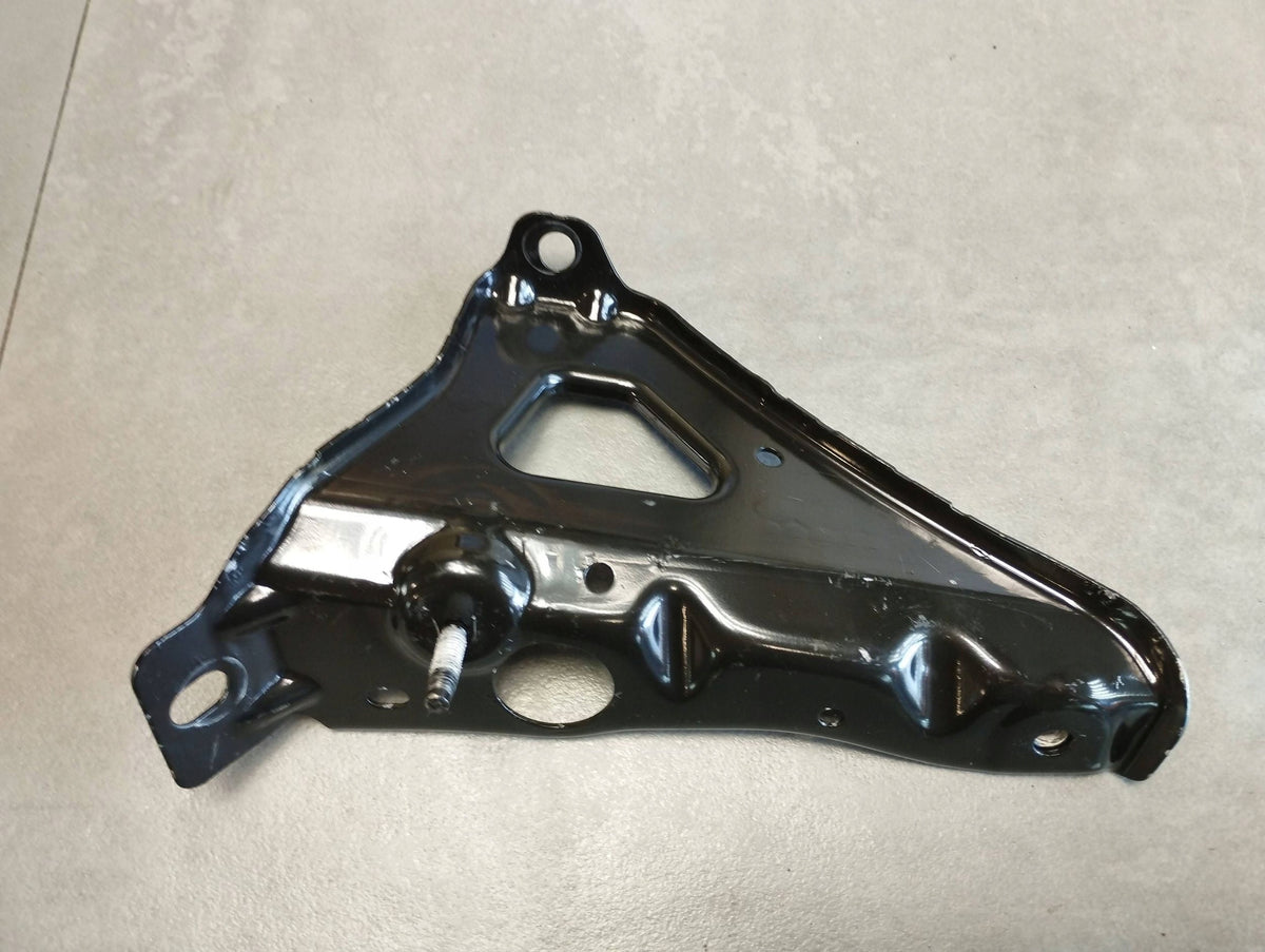 Mercedes B-CLASS W246 W242 BATTERY MOUNT A2466200514