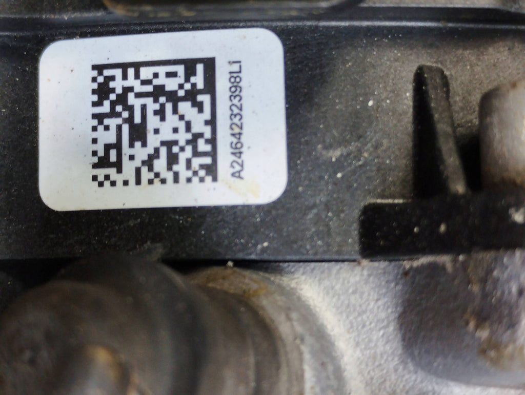 Mercedes B-CLASS W246 W242 CLAMP LEFT REAR A2464232398