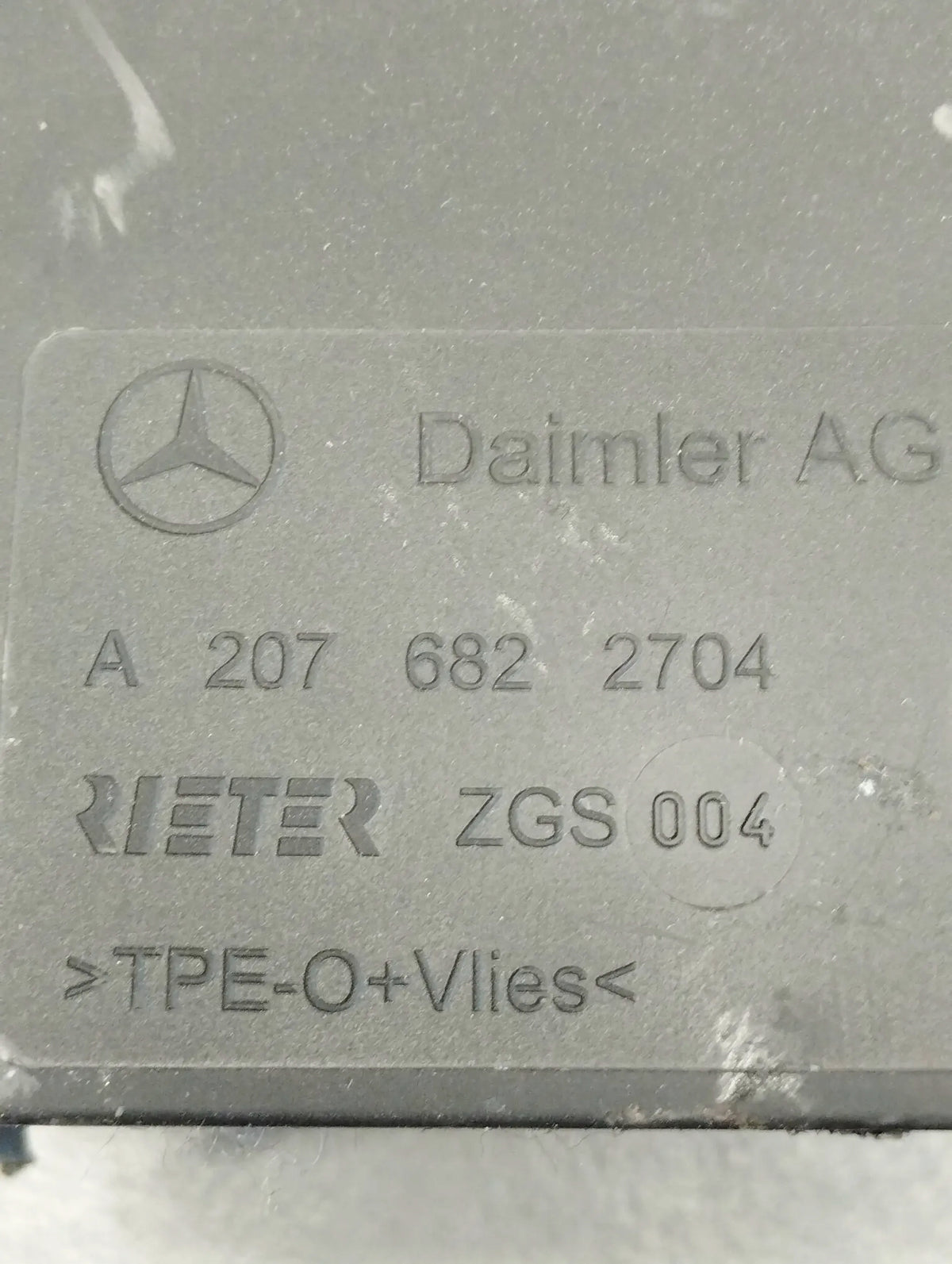Mercedes-Benz CLS C218 COVER A2076822704