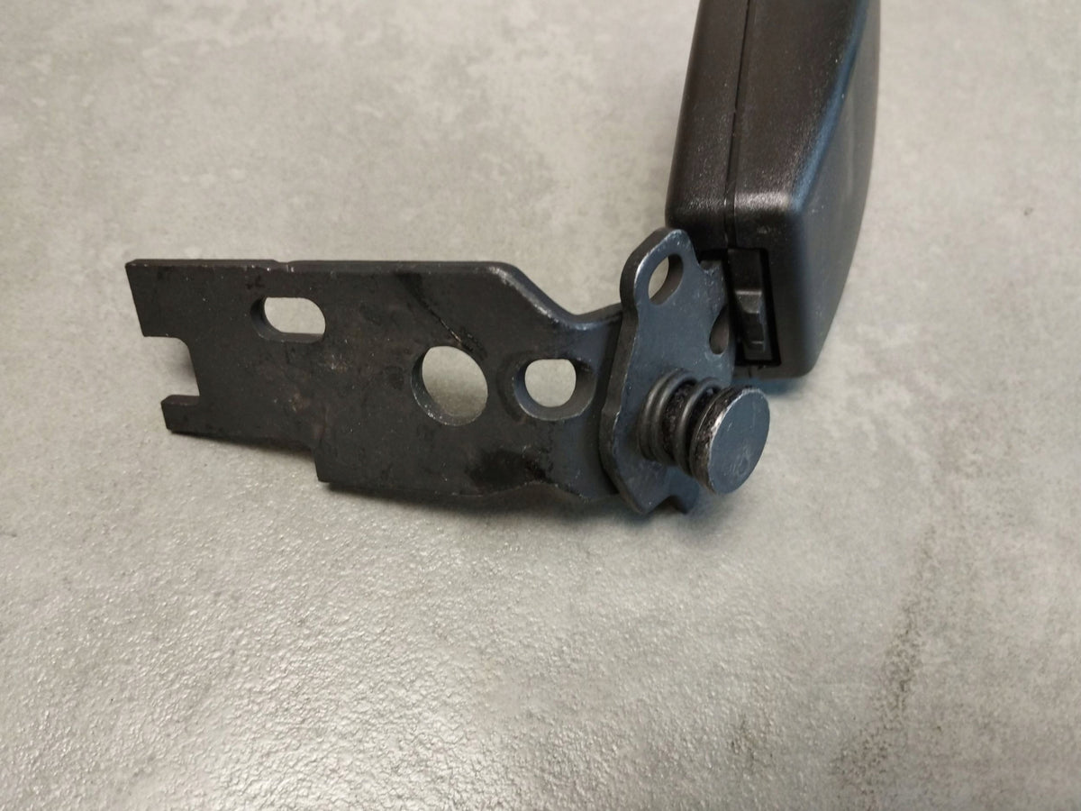 Mercedes-Benz E W213 2018 BELT HITCH BUCKLE A2908600600