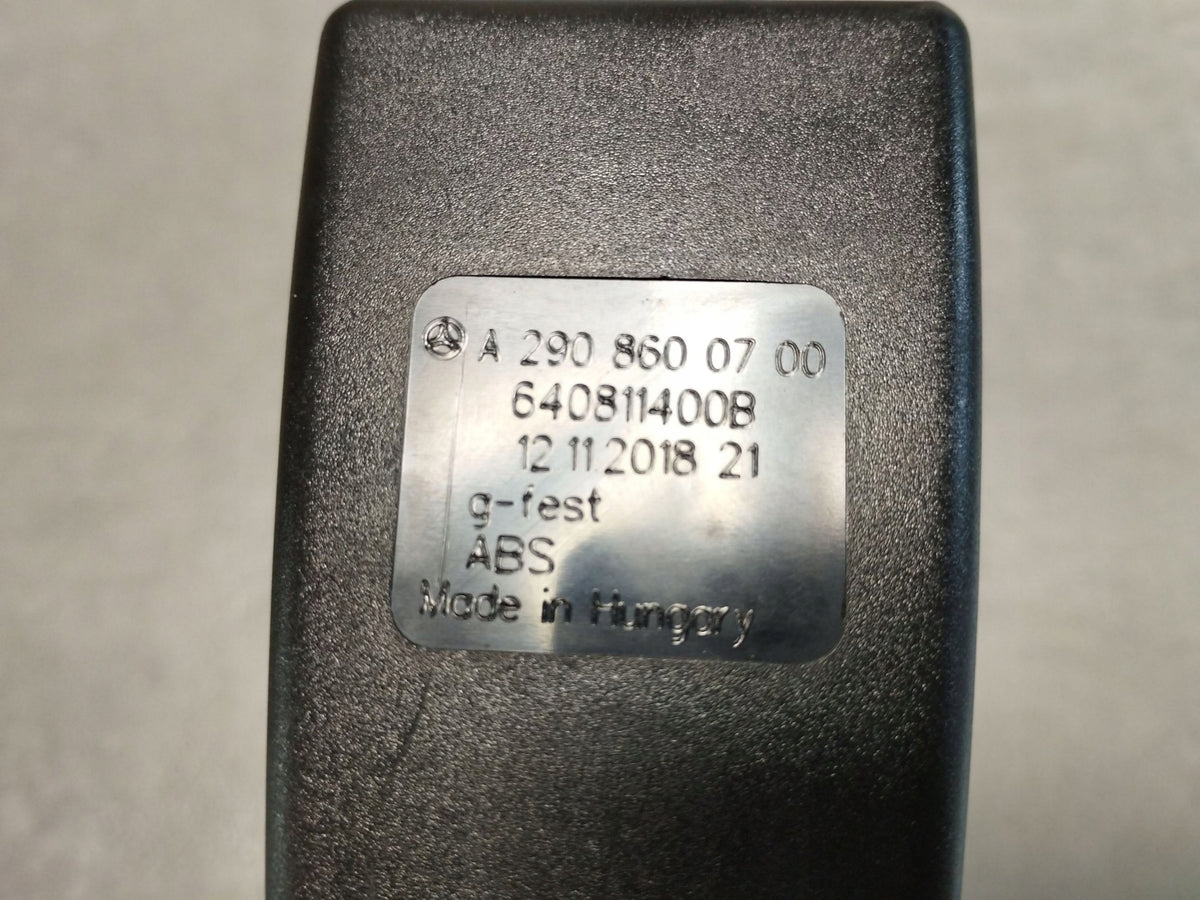 Mercedes-Benz E W213 BELT BUCKLE A2908600700 CLASP