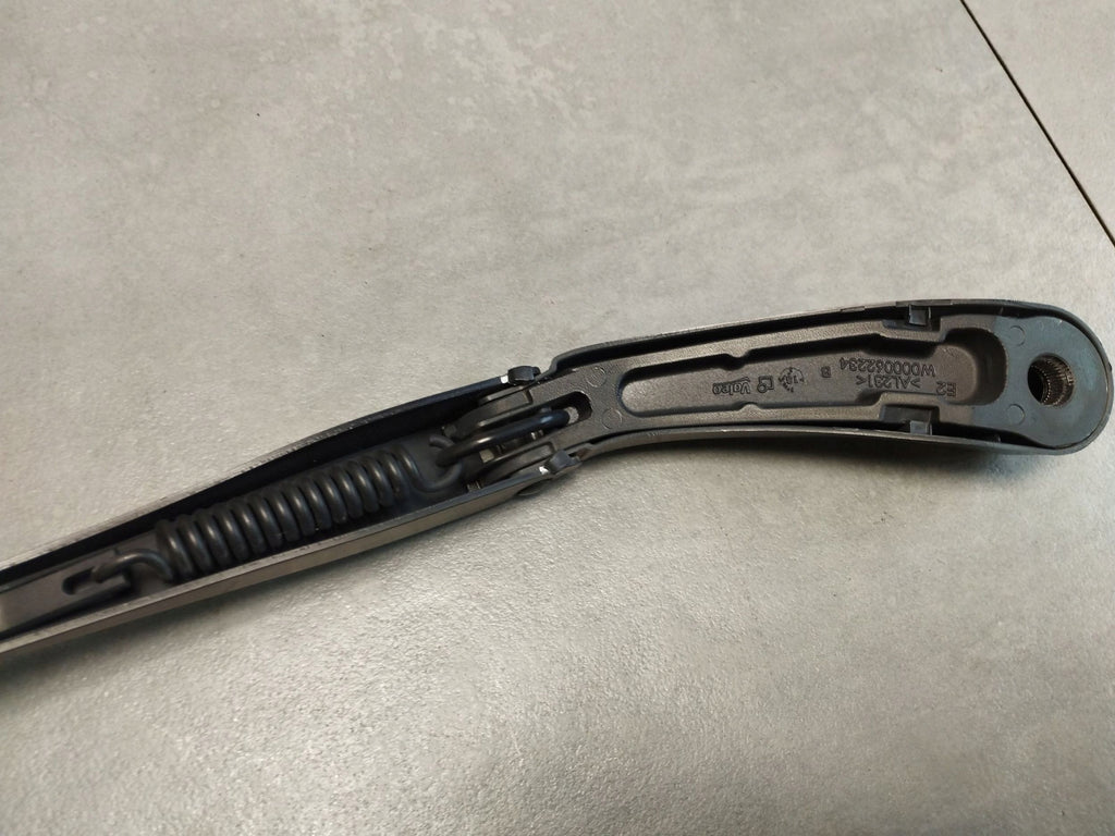 Mercedes-Benz E W213 WIPER ARM FRONT A2138205402 UK