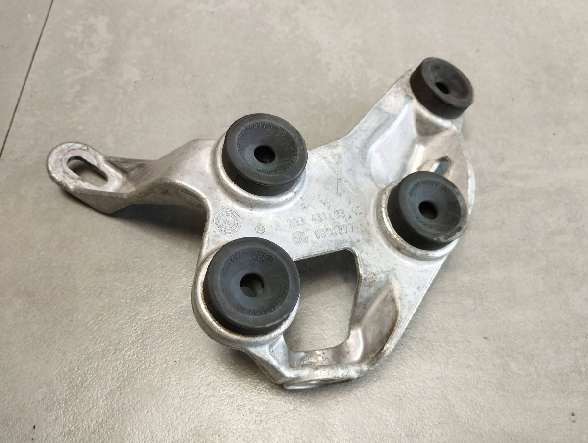 Mercedes-Benz GLC X253 ABS PUMP HOLDER A2534310340