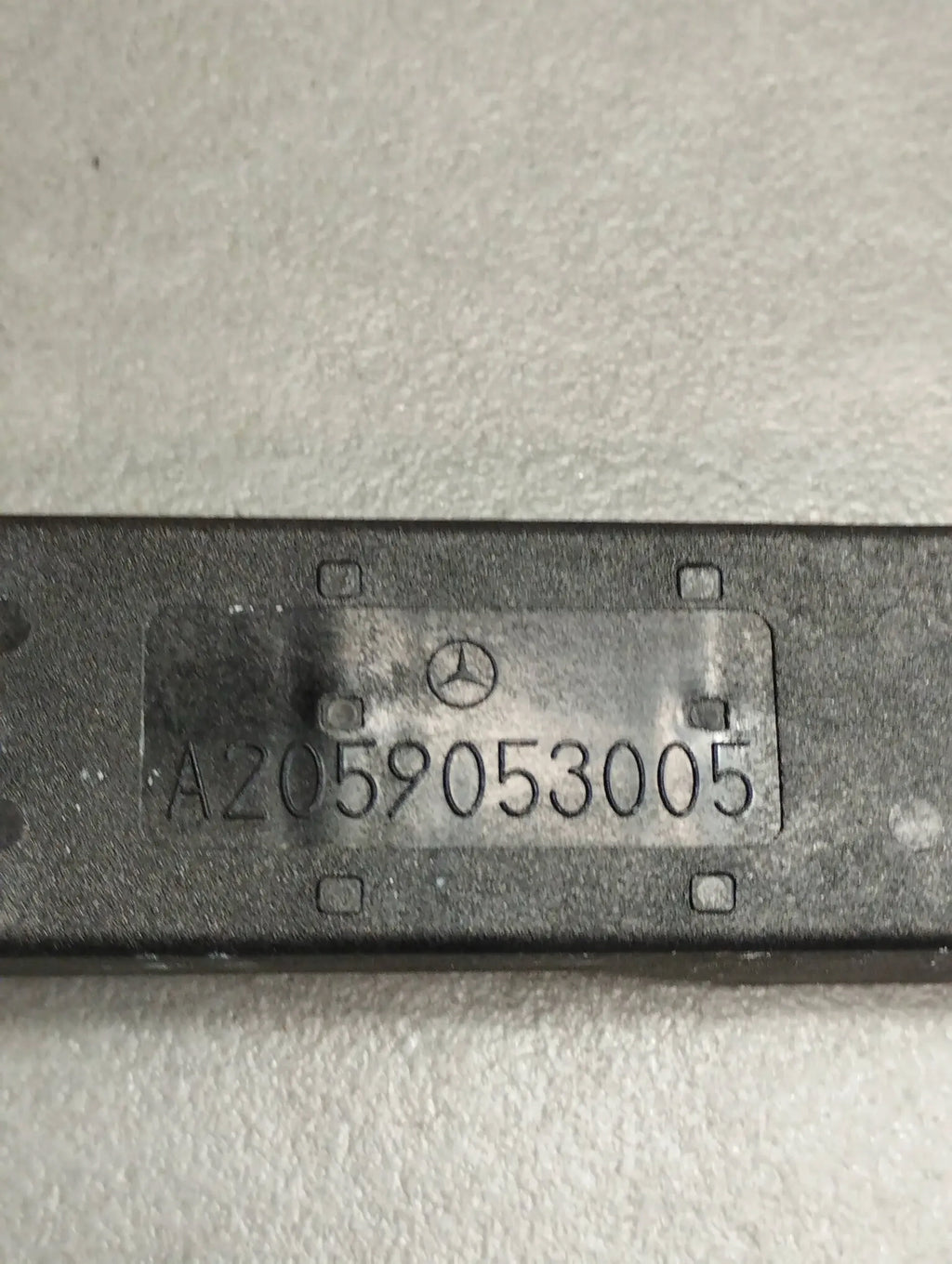 Mercedes-Benz GLC X253 ANTENNA MODULE A2059053005