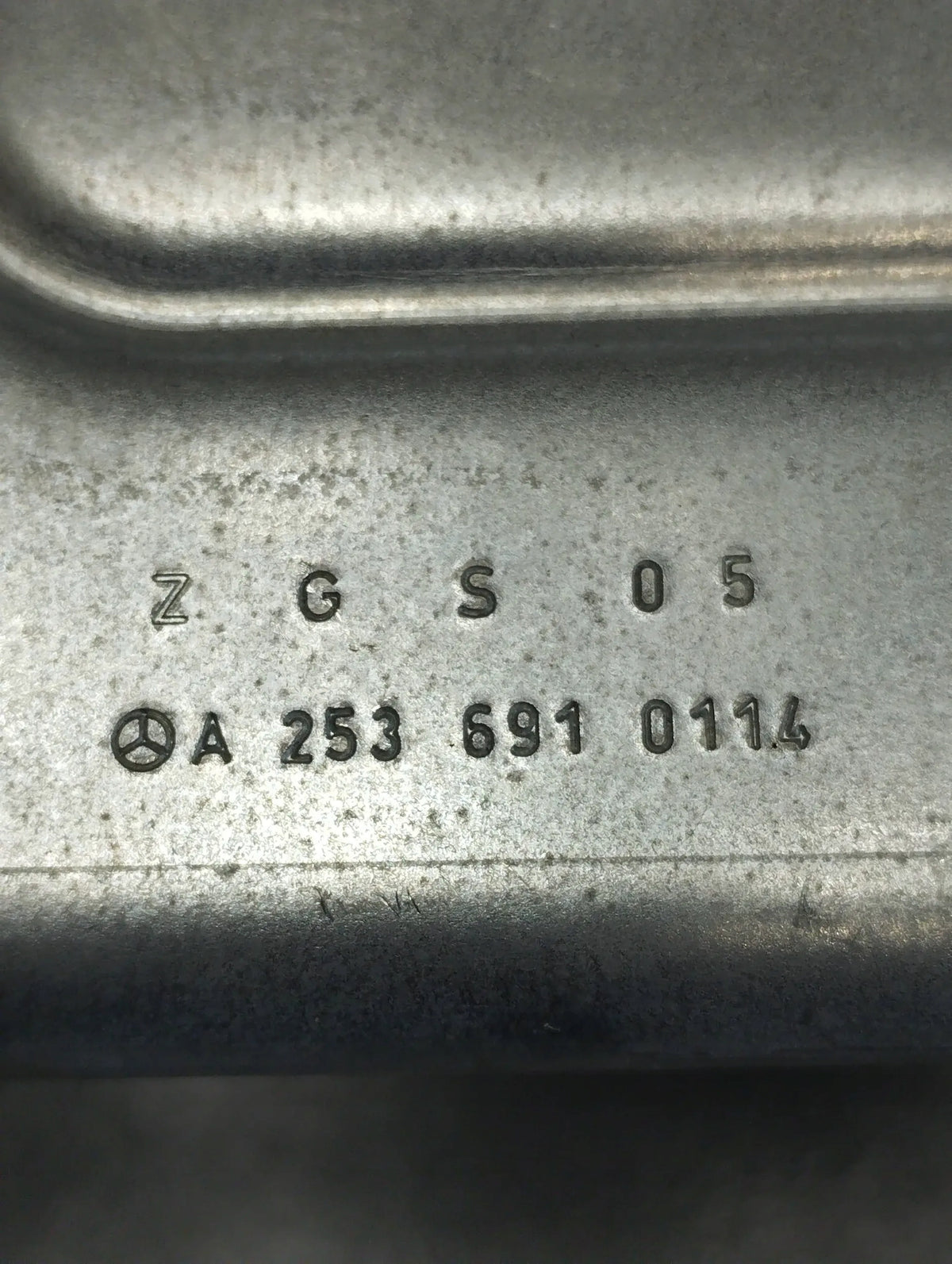 Mercedes-Benz GLC X253 BRACKET HANDLE A2536910114