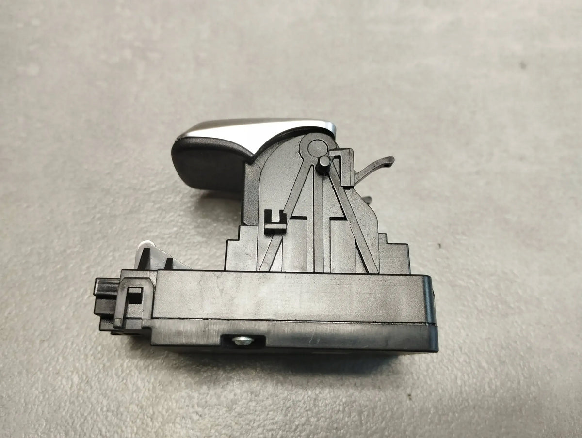 Mercedes-Benz GLC X253 HANDBRAKE SWITCH A2059056603