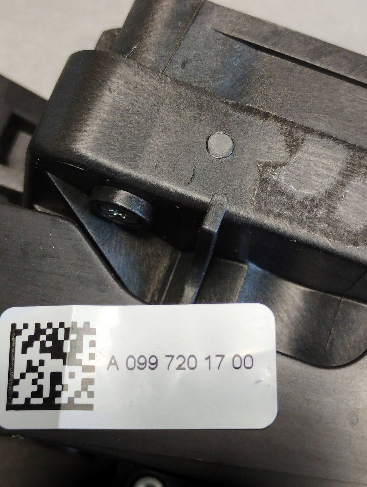 Mercedes-Benz GLC X253 LOCK LEFT FRONT A0997201700 UK