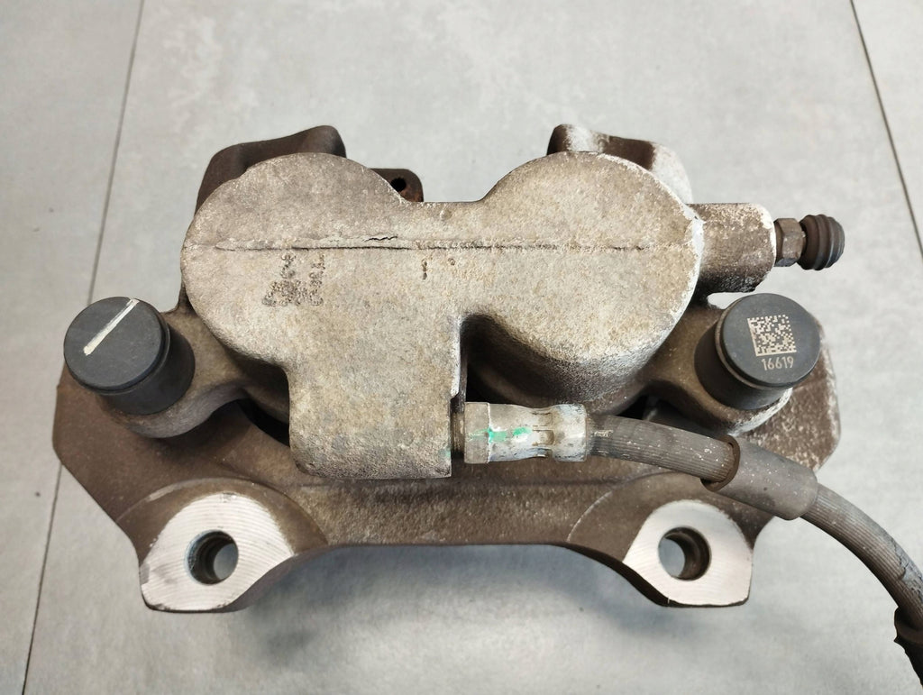 Mercedes-Benz GLE W166 3.0 CDI CLAMP LEFT FRONT