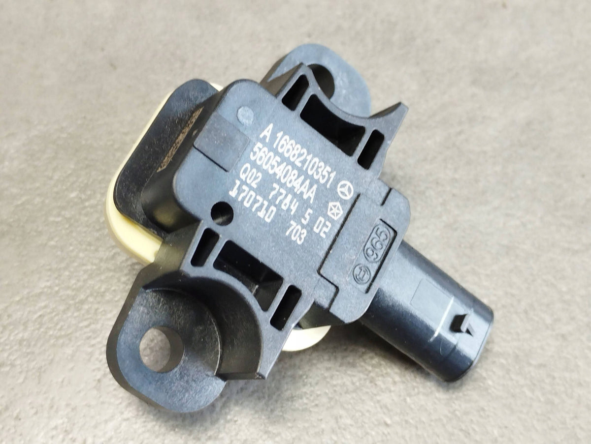 Mercedes-Benz GLE W166 IMPACT SENSOR A1668210351