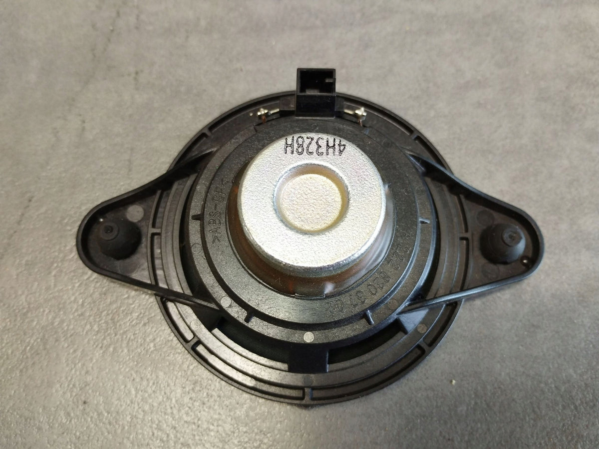 Mercedes-Benz S W222 2014 BOARD SPEAKER A2228203702