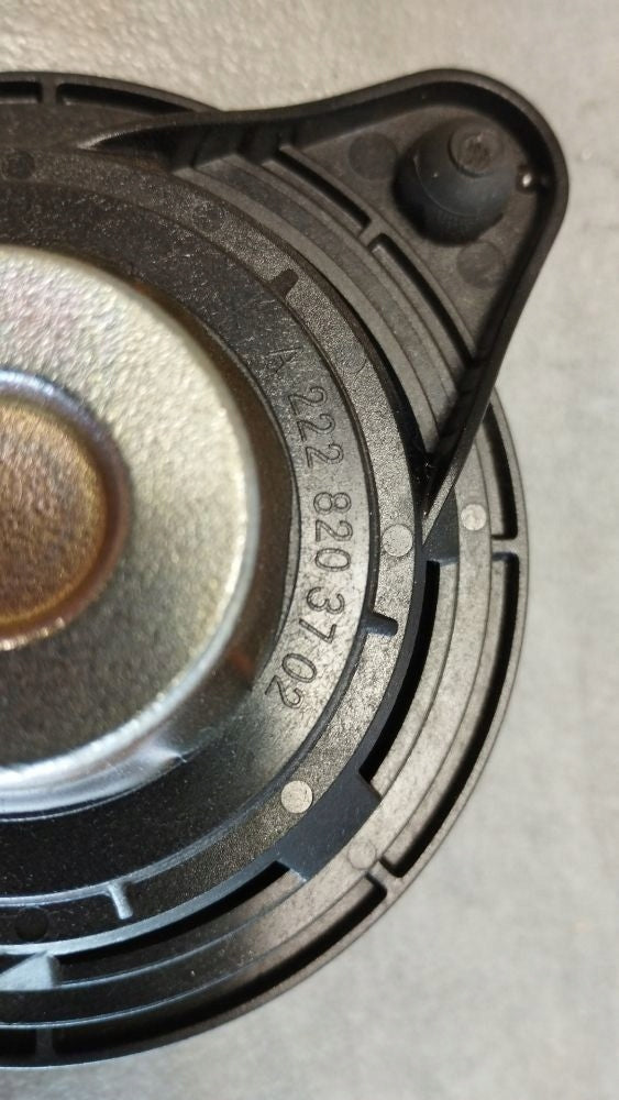 Mercedes-Benz S W222 2014 BOARD SPEAKER A2228203702