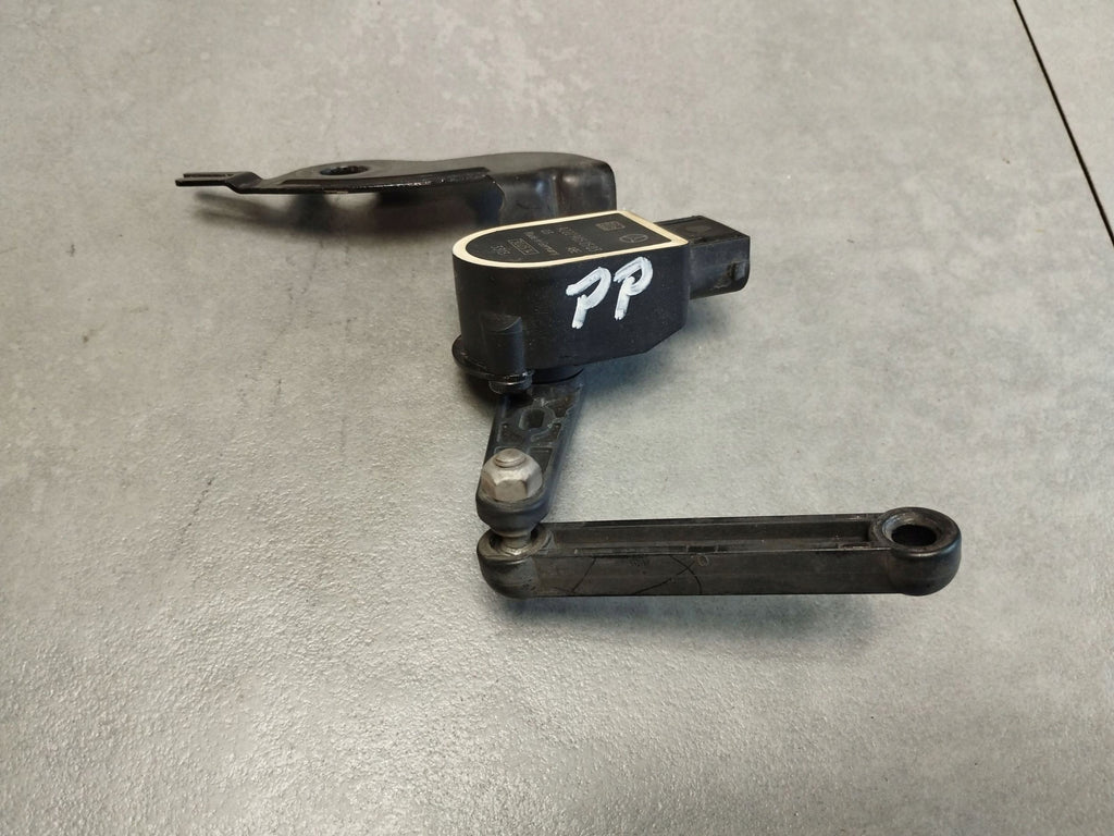 Mercedes-Benz S W222 LIGHT LEVEL SENSOR RIGHT A2223271840