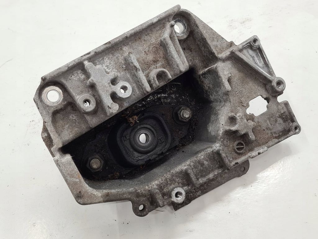 NISSAN JUKE F15 GEARBOX ENGINE CUSHION 1.6 16V