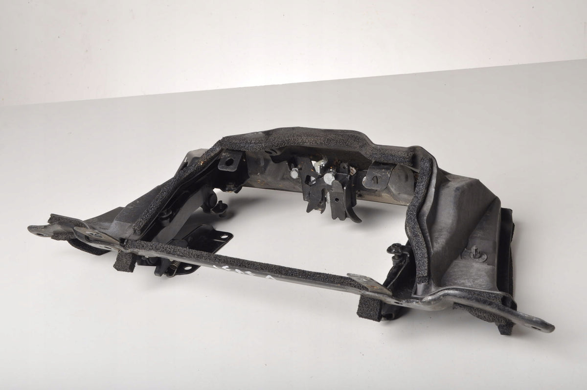 NISSAN LEAF AND ZE0 COVER PLASTIC MASK LOCK HINGE CHARGING FLAP