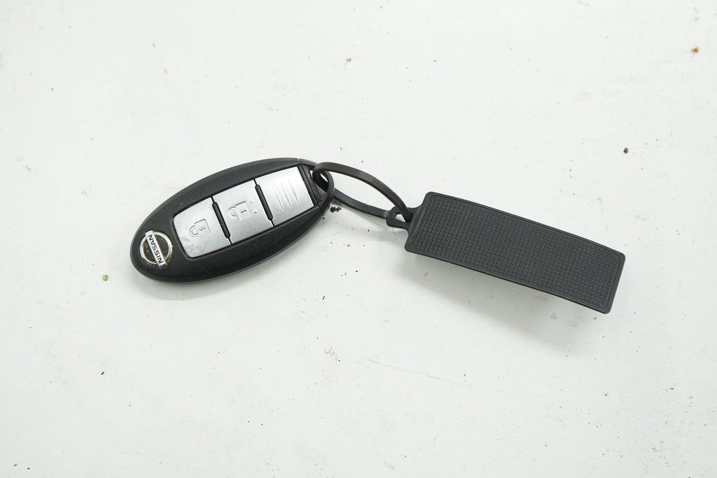 NISSAN QASHQAI J11 LIFT 17R KEY REMOTE CONTROL