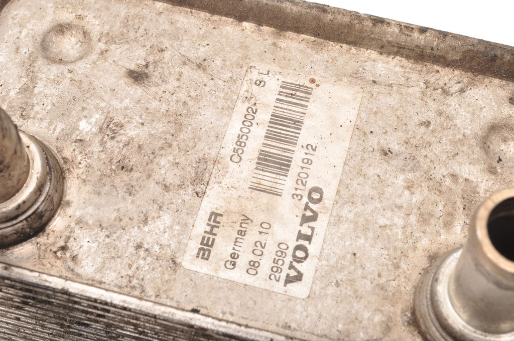 OIL COOLER VOLVO S60 AND V70 II XC90 2.4 D5 185KM 31201912