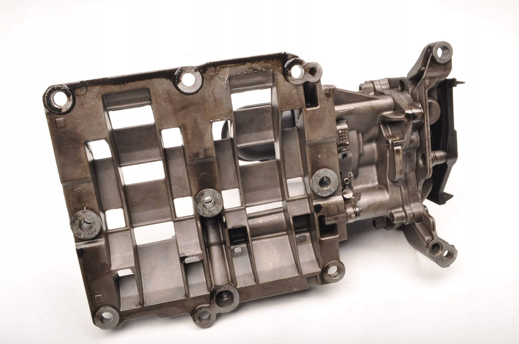 OIL PUMP BMW E90 E91 2.0 D 7798014