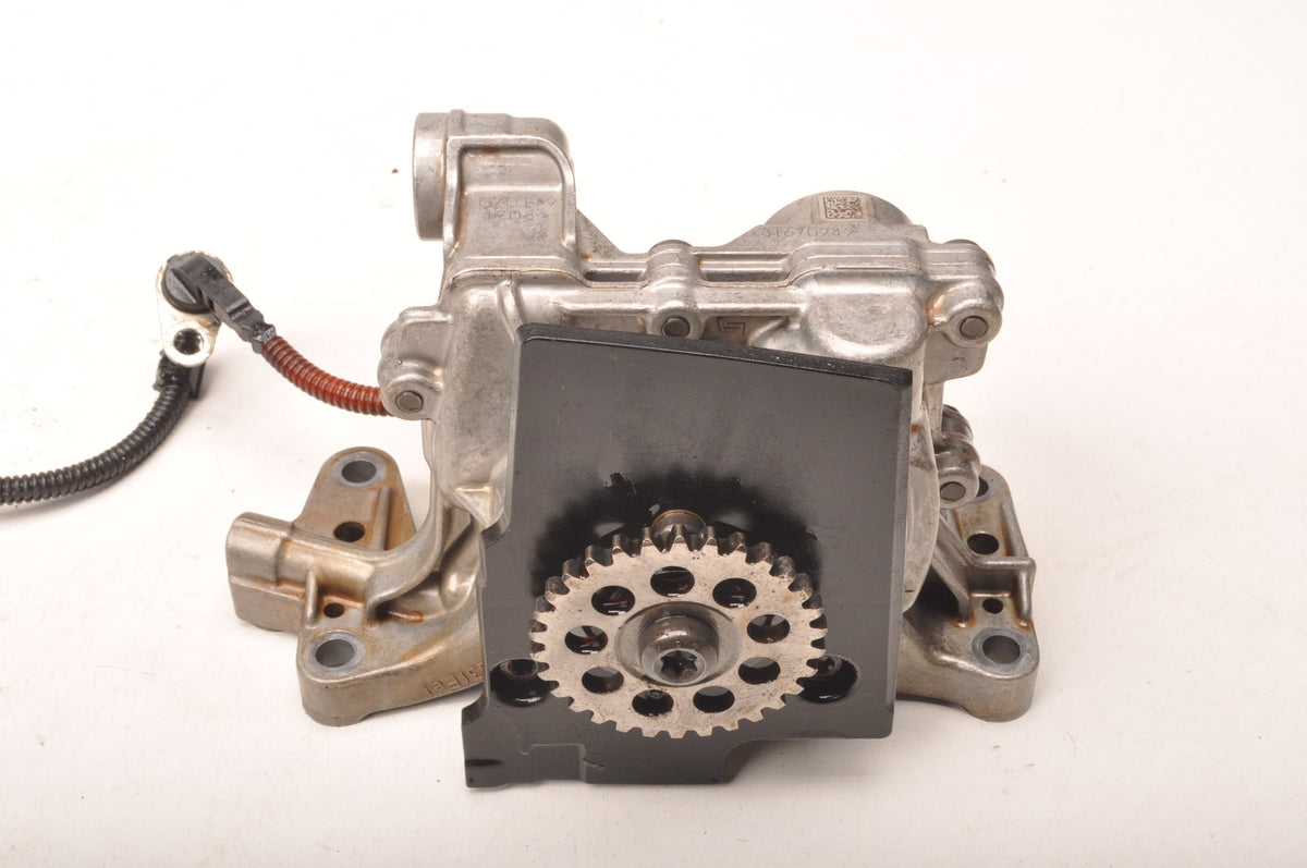 OIL PUMP VOLVO XC40 2.0 T5 31670242