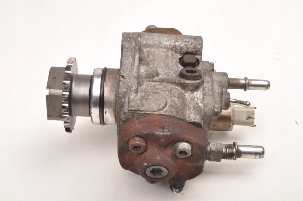 OPEL ASTRA IV J MOCHA AND ZAFIRA C 1.6 CDTI 136 KM INJECTION PUMP 55570040
