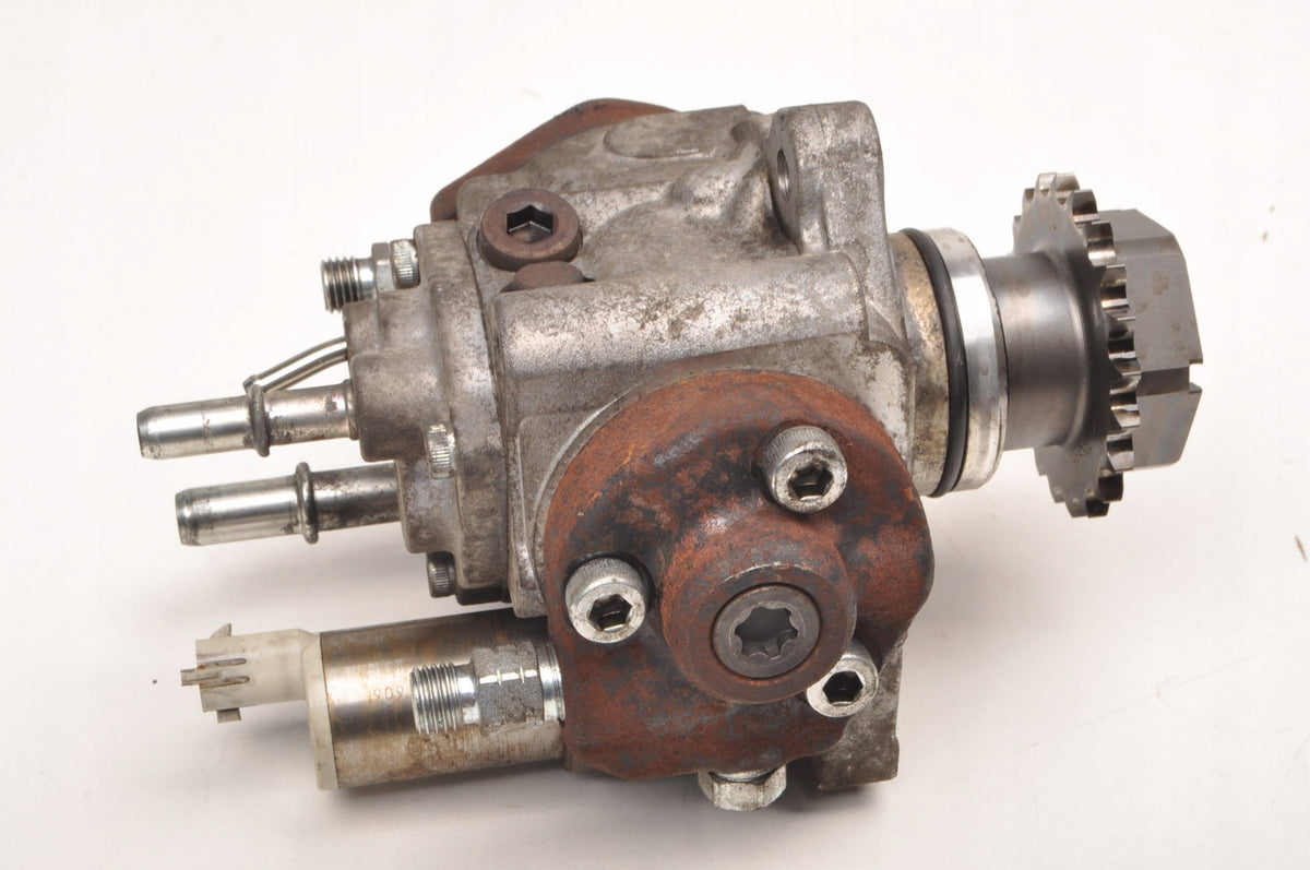OPEL ASTRA IV J MOCHA AND ZAFIRA C 1.6 CDTI 136 KM INJECTION PUMP 55570040