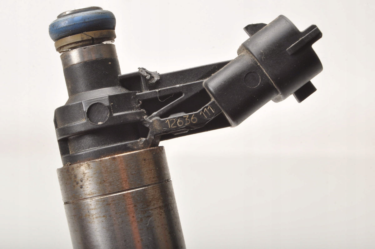 OPEL ASTRA J INSIGNIA A 2.0T 250KM INJECTION INJECTOR 0261500112 12636111