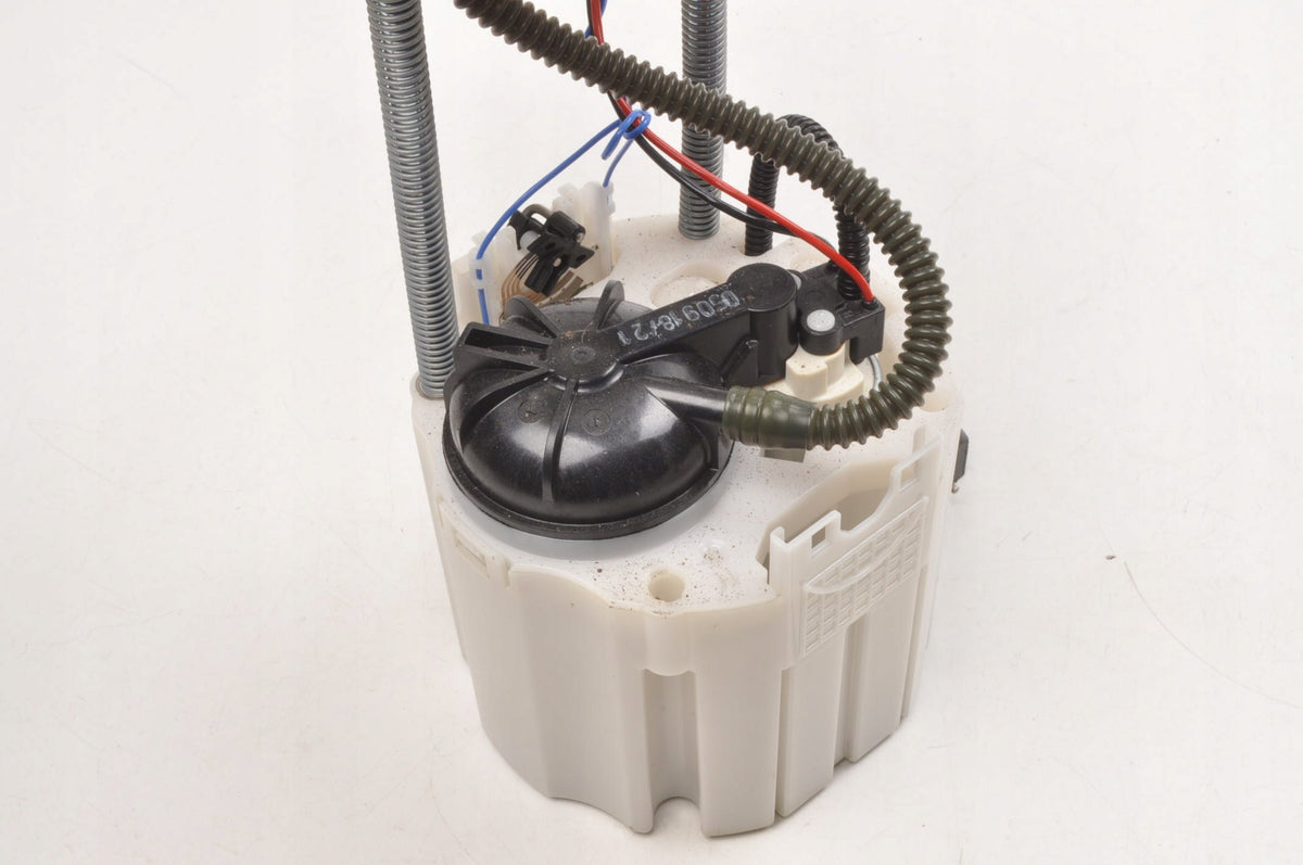 OPEL ASTRA K V 1.6 TURBO FUEL PUMP 13507894002