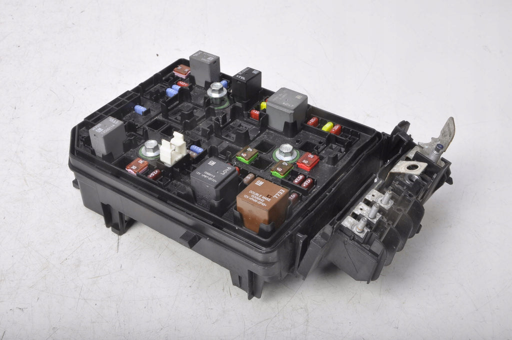 OPEL ASTRA K V FUSE BOX 39040849