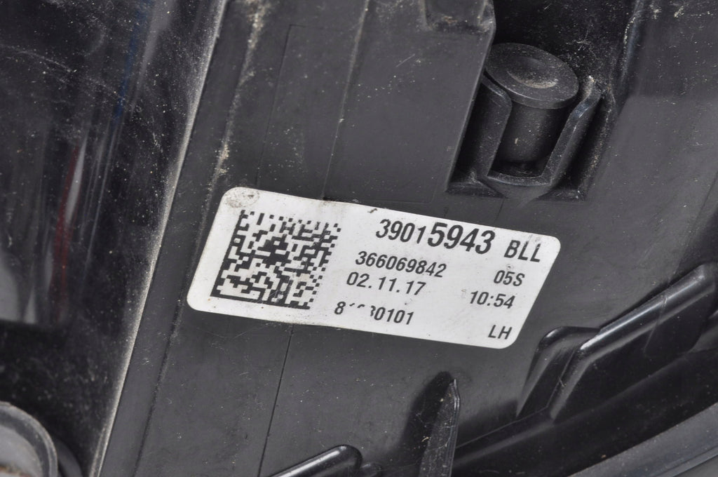 OPEL ASTRA K V LAMP LEFT REAR HB 5D 39015943
