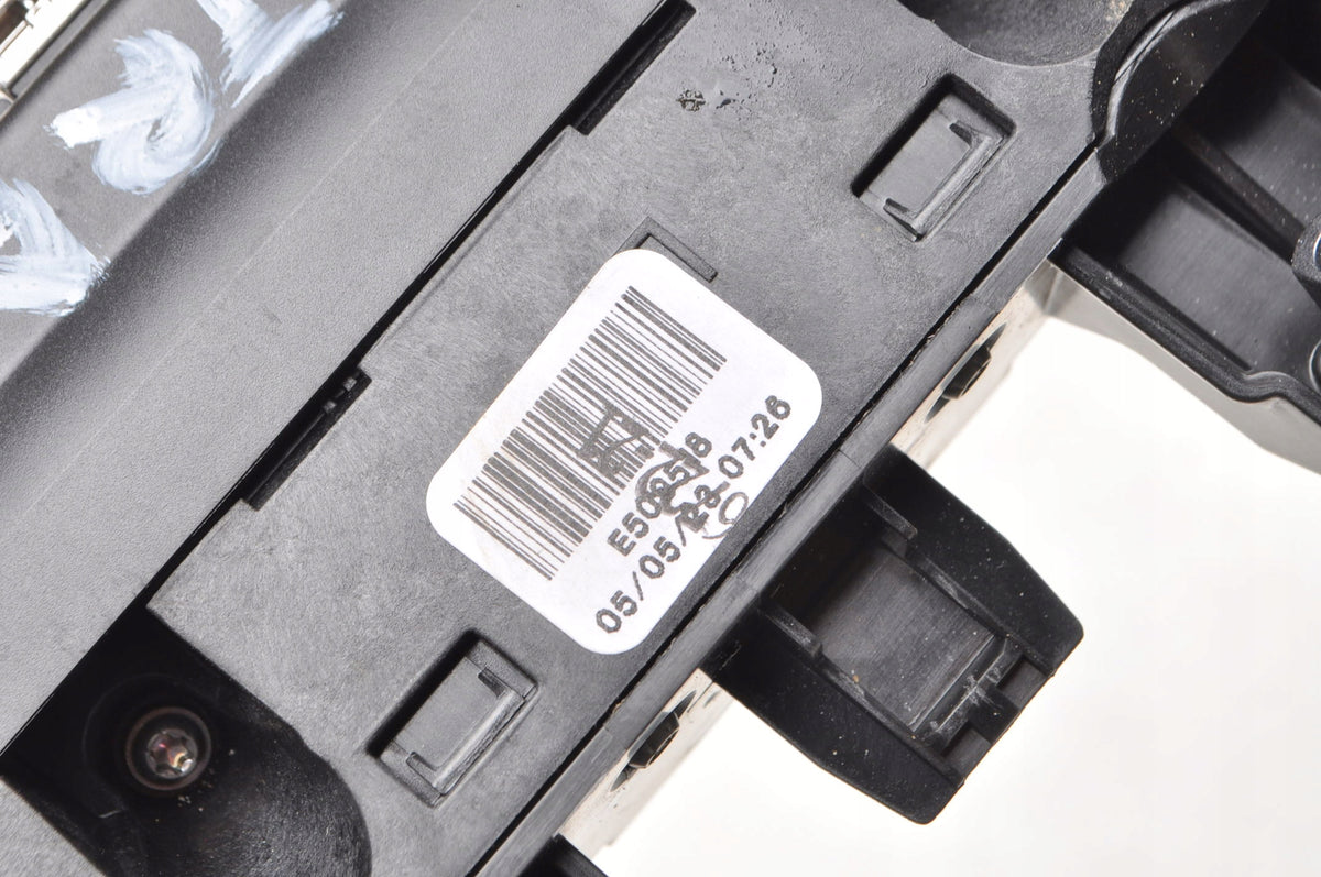 OPEL ASTRA L PANEL AIR CONDITIONING SWITCH 98411147YV 2023