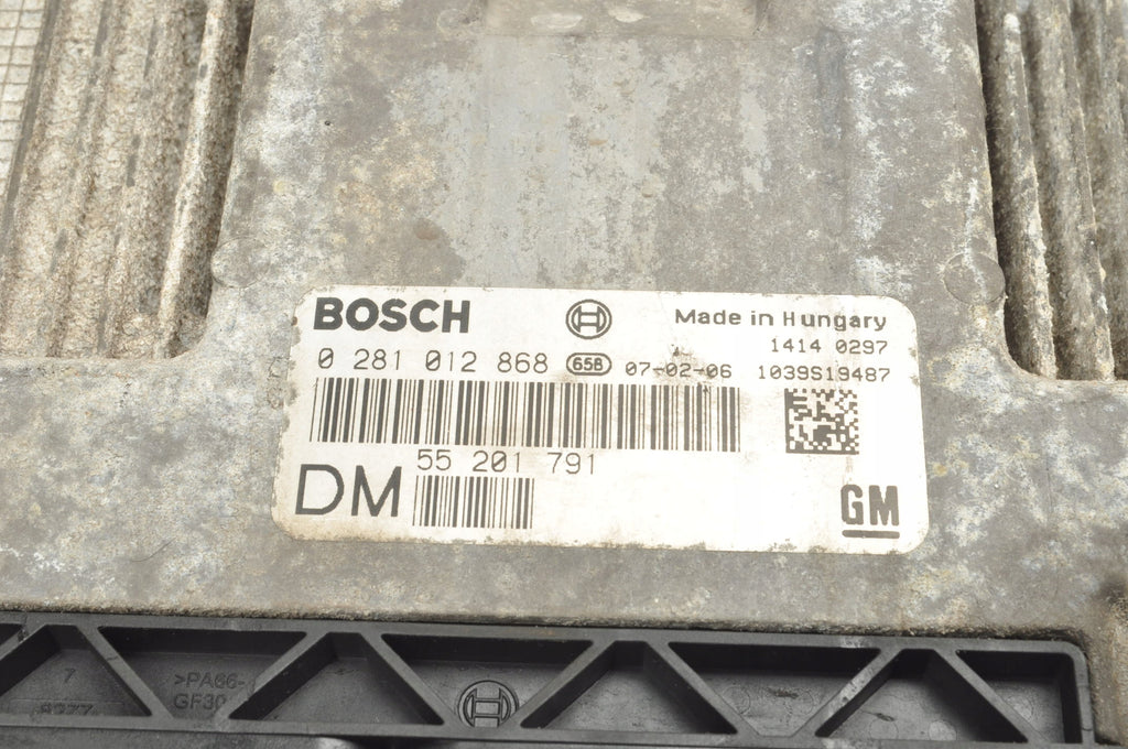 OPEL C SIGNUM 1.9 CDTI 150 KM COMPUTER ENGINE DRIVER 55201791