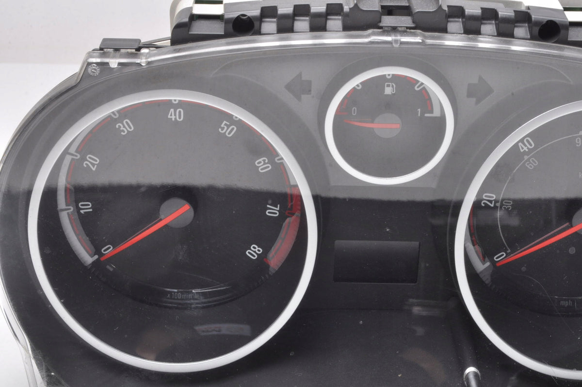 OPEL CORSA D 1.2 16V 80KM COUNTER CLOCKS UK P0013285384 13285384
