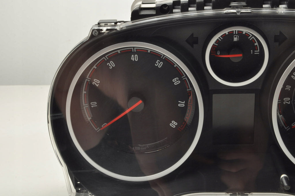 OPEL CORSA D 1.6 16V Turbo 192HP COUNTER CLOCKS UK P0013264251 VXR
