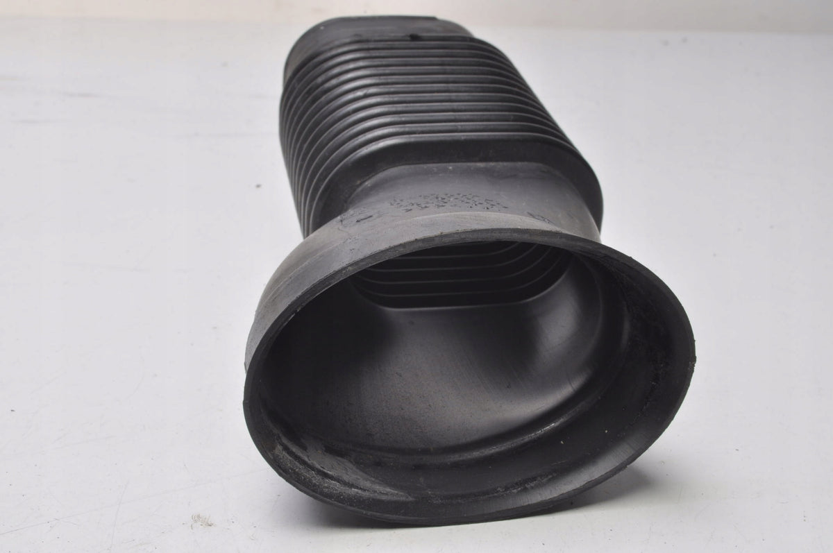 OPEL CORSA E 1.4 16V 90KM AIR INTAKE PIPE 13427552
