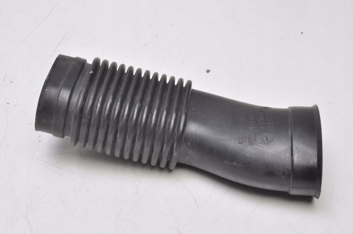 OPEL CORSA E 1.4 16V 90KM AIR INTAKE PIPE 13427552