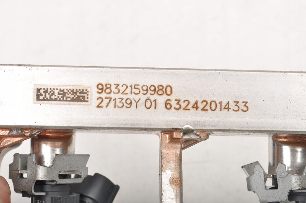 OPEL CORSA F 1.2 12V INJECTION RAIL INJECTION 9832159980