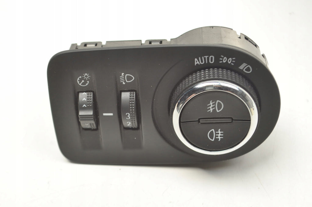 OPEL CORSA F 39201661 LIGHT SWITCH