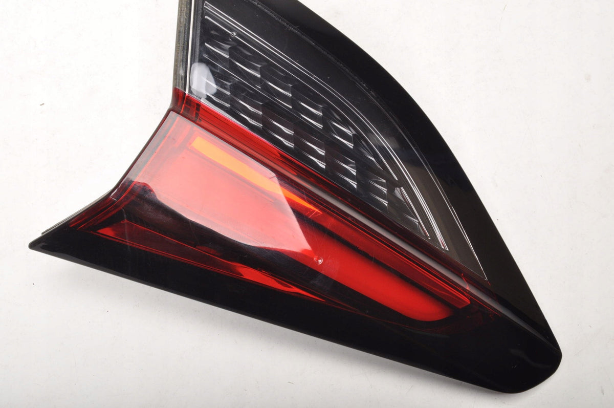 OPEL CORSA F LAMP RIGHT REAR FLAP 39162669