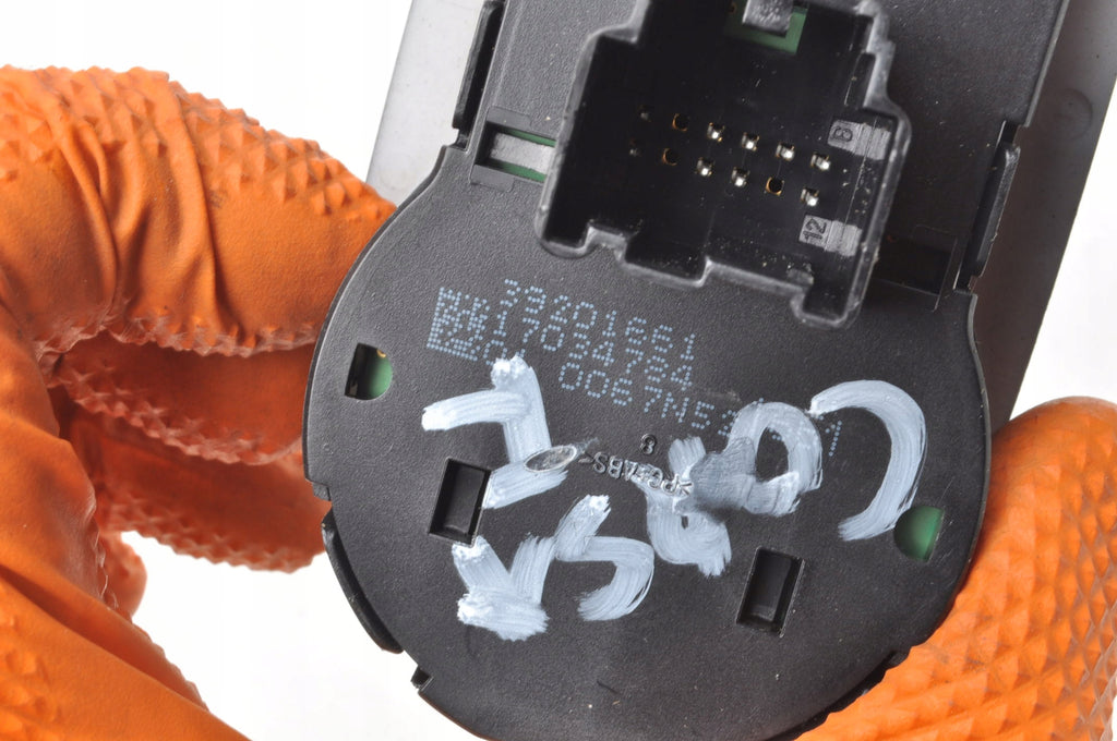 OPEL CORSA F LIGHT SWITCH 39201661 UK
