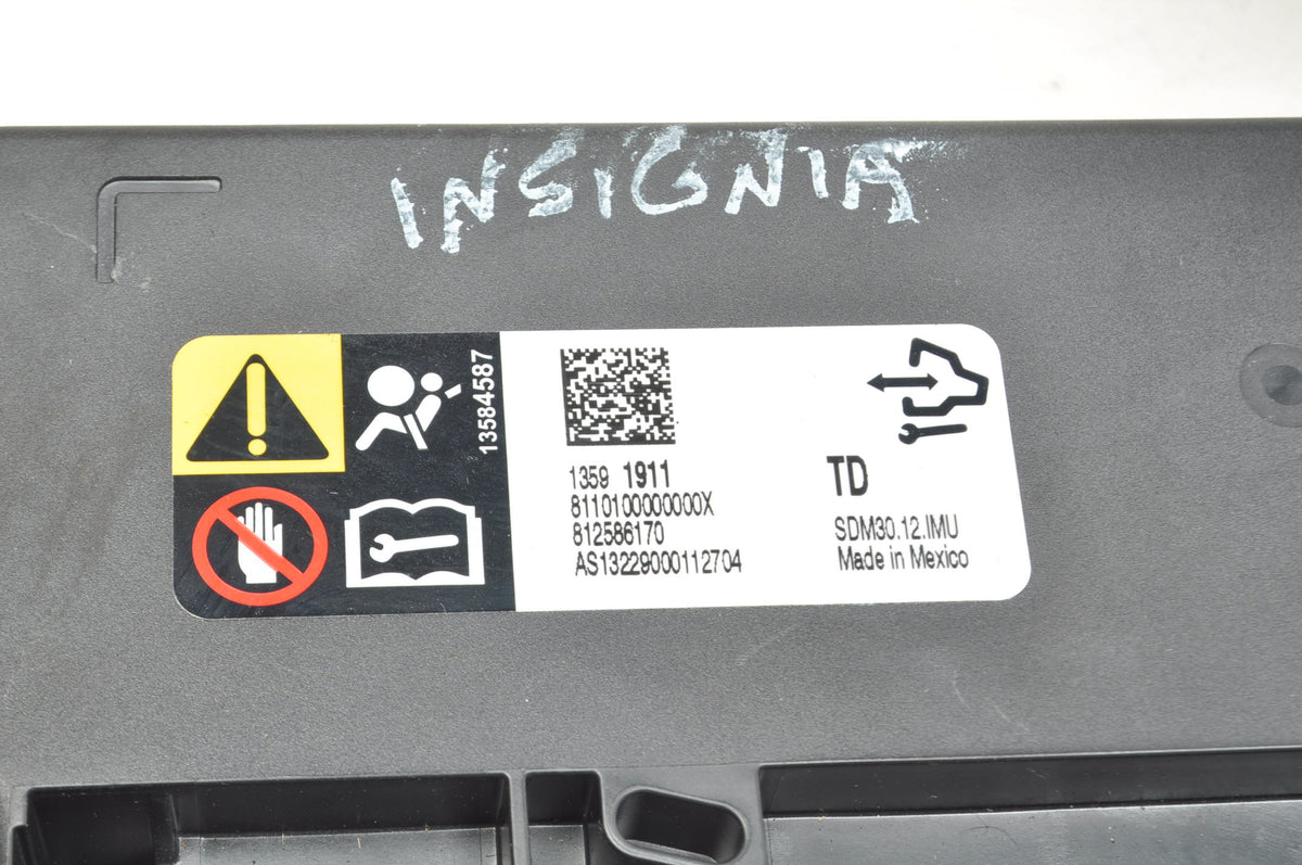 OPEL INSIGNIA AND AIRBAG SENSOR 13591911
