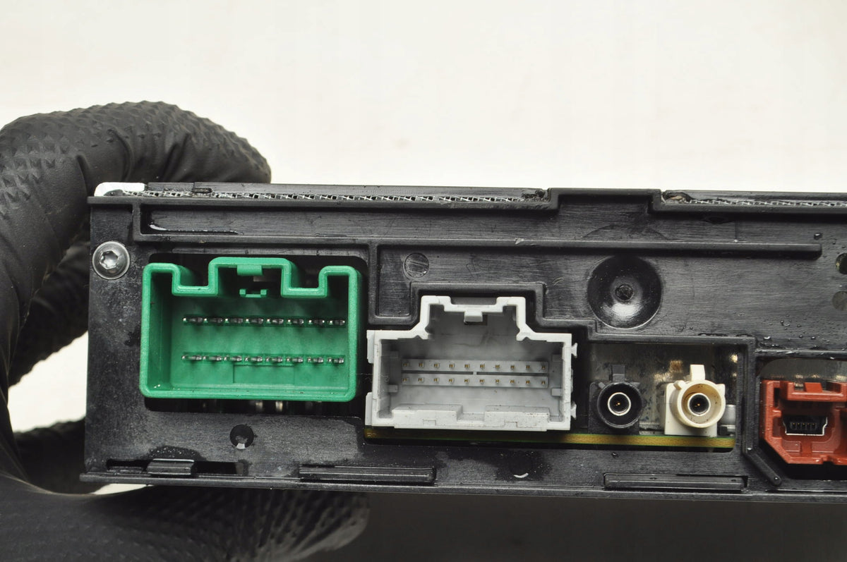 OPEL INSIGNIA AND CONTROLLER NAVIGATION MODULE LIFT 13482919