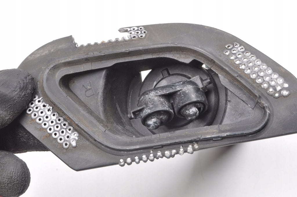 OPEL INSIGNIA AND HEADLIGHT WASHER PUMP LEFT 13227352
