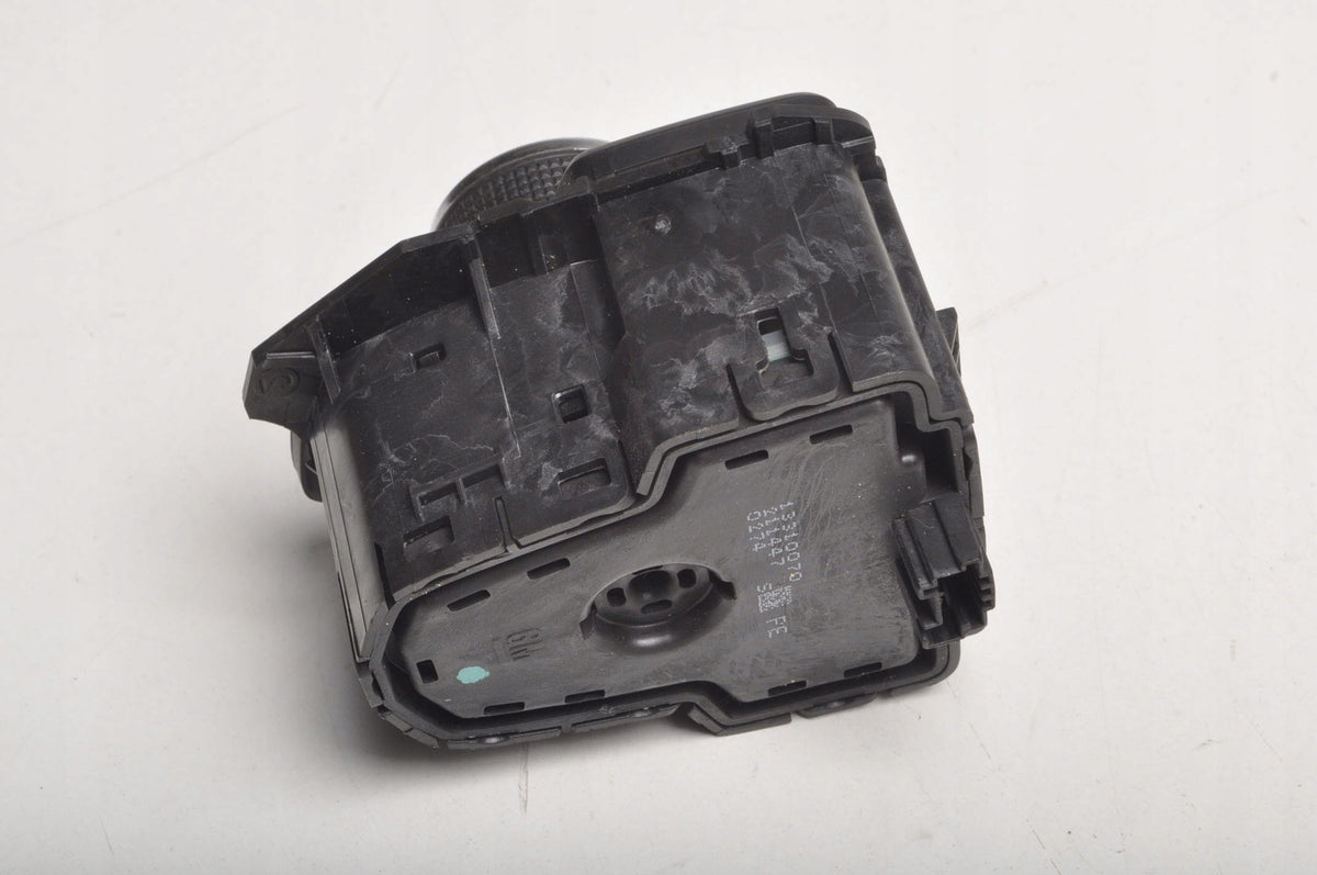 OPEL INSIGNIA AND IDRIVE 13310070