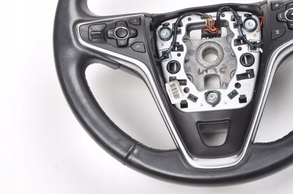 OPEL INSIGNIA AND MULTIFUNCTION LEATHER STEERING WHEEL
