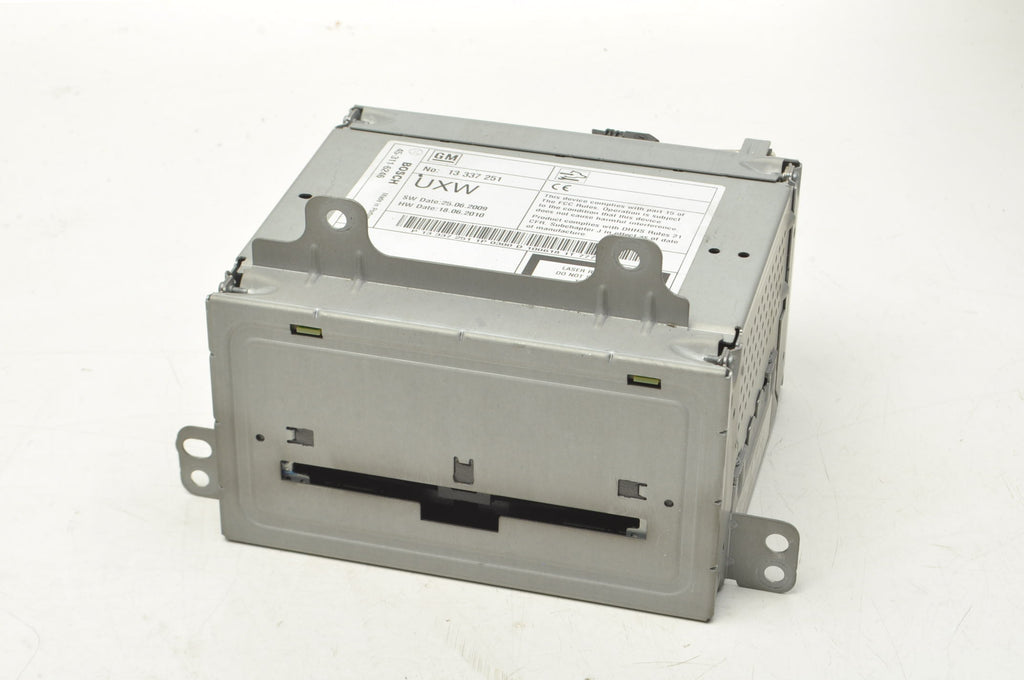 OPEL INSIGNIA AND RADIO NAVIGATION 13337251