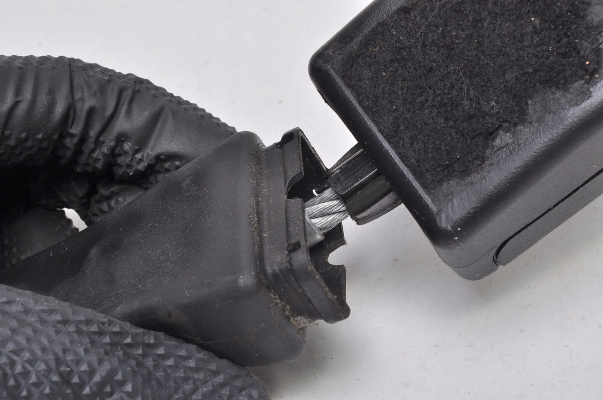 OPEL INSIGNIA AND SEAT BELT RIGHT FRONT 12848367