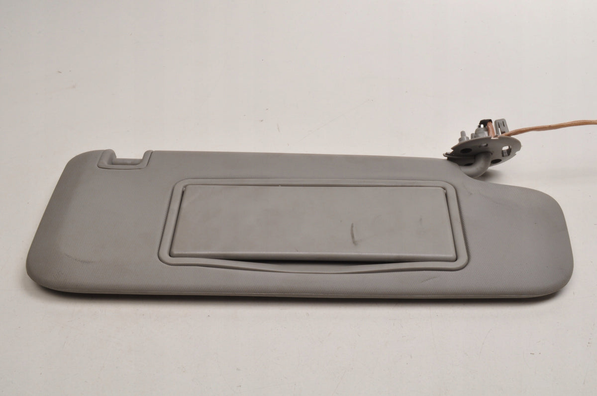 OPEL INSIGNIA AND SUNFLOWER COVER RIGHT